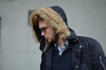 Granatowa zimowa parka