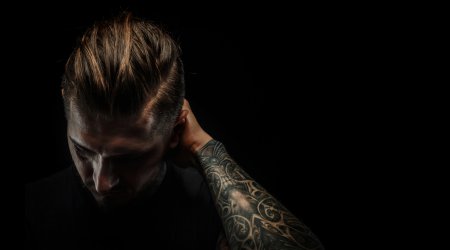 Nie chcesz stracić włosów? Uważaj na łupież!